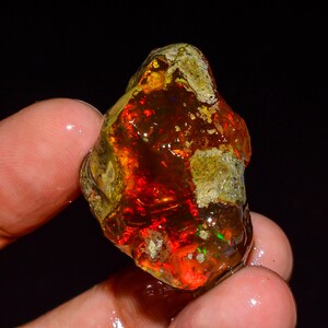 Opal Rough Gemstone, Natural Ethiopian Opal Welo Fire Crystal Opal Rough, Opal, Flashy Fire Specimens Raw, Oil Crystal Opal Raw 62 Ct R-1095