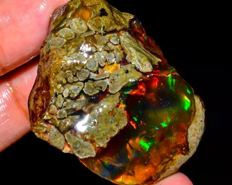 Opal Rough, Natural Ethiopian Opal Raw, Loose Gemstone Opal Rough, Fire Opal Crystal Raw, Big Opal Raw, Oil Opal Raw 124 Ct 41X35X21 R-209