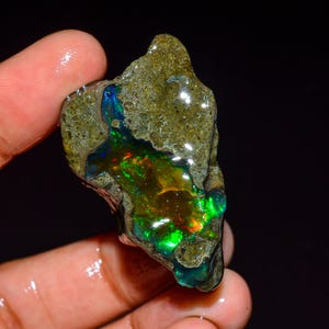 Opal Rough Gemstone, Natural Ethiopian Opal Welo Fire Crystal Opal Rough, Opal, Flashy Fire Specimens Raw, Oil Crystal Opal Raw 79 Ct R-1052