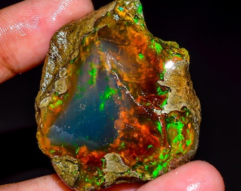 Opal Rough, Natural Ethiopian Opal Raw, Loose Gemstone Opal Rough, Crystal Opal Raw, Big Opal Raw, Oil Opal Raw, 103 Ct 44X35X15 MM R-300