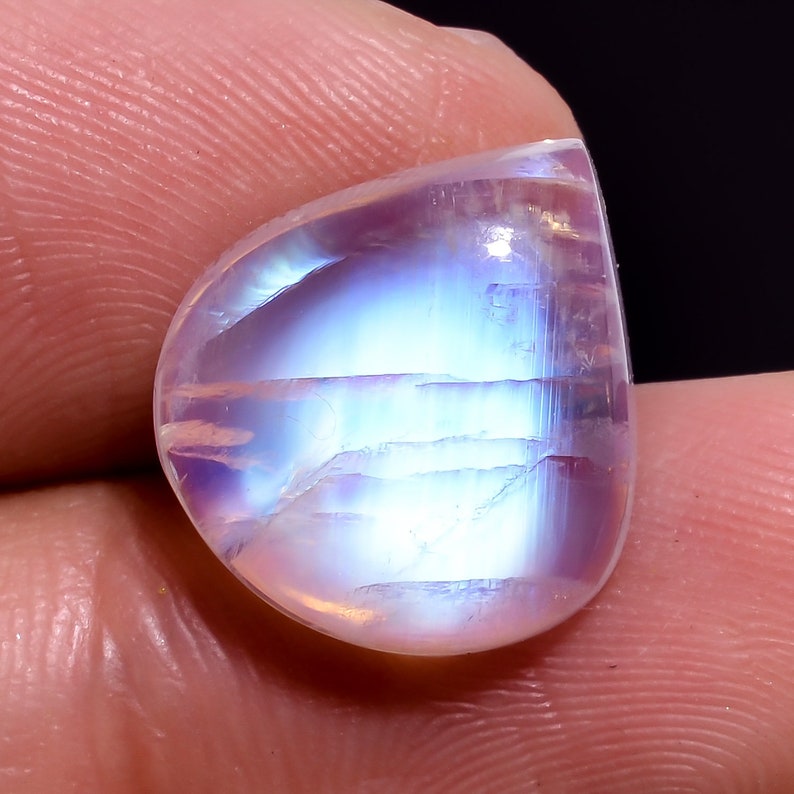 Natural ! Blue Flashy Rainbow Moonstone Cabochon Gemstone Loose Jewelry 7.15 Ct ! Rainbow Moonstone Cabochon Loose Gemstone ! ZS 3886