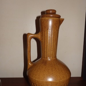 Monmouth Pottery Brown Speckled Pitcher Carafe Western Stoneware Ribbed Design Vintage