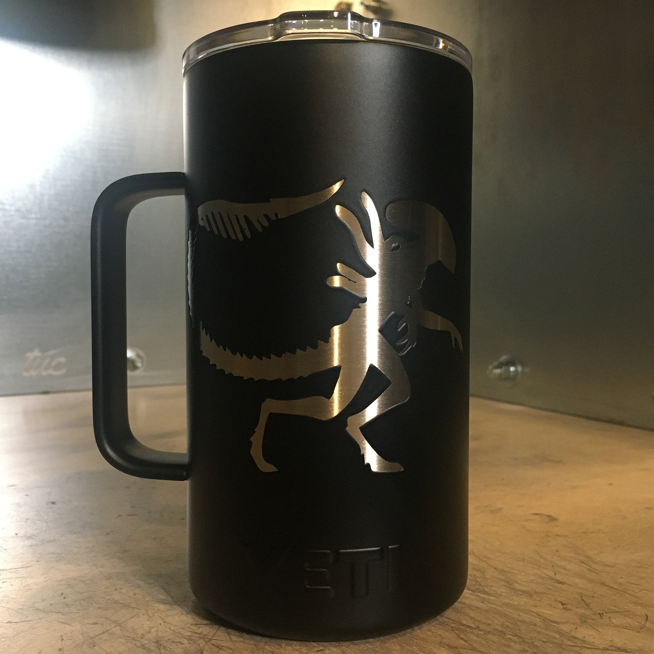 Xenomorph themed cup tumbler coffee mug or water bottle | Etsy