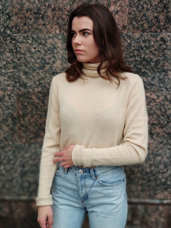 womens cashmere sweater
