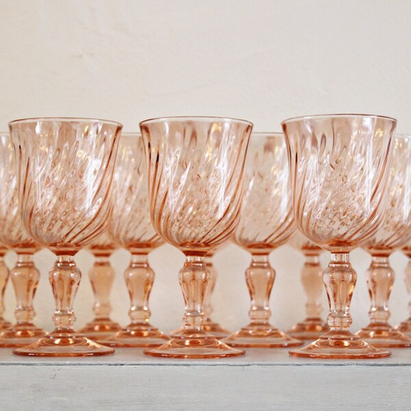 Saladier Luminarc modèle ROSALINE en verre rose dépression
