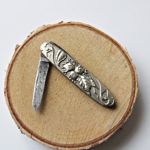 Art Nouveau folding pocket knife for women – France circa 1900