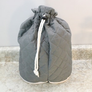 Quilted Hand Mixer Bag: Dust-Free Appliance Storage