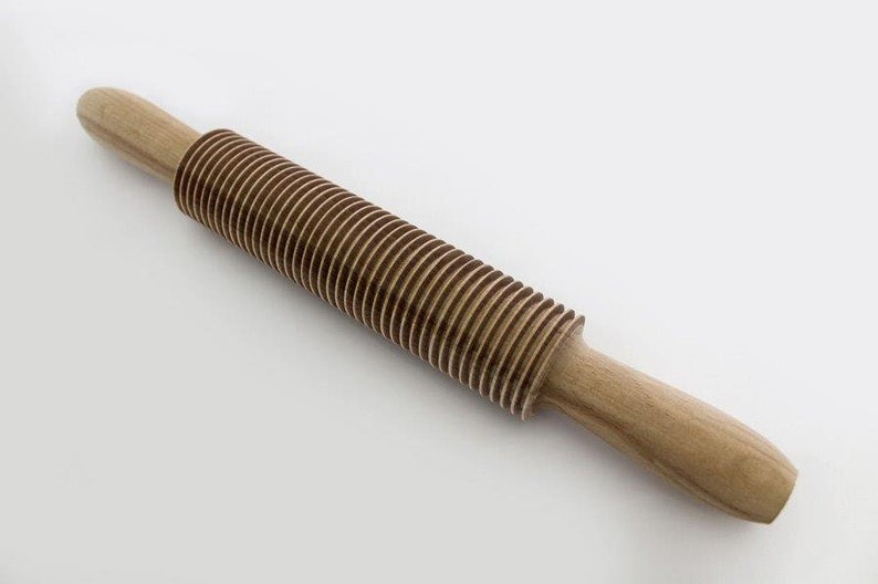 Pasta cutter rolling pin  Made in Italy. Fettuccine image 4