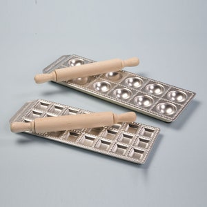 Ravioli Maker with Rolling Pin.