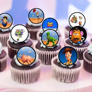 Essbare Cupcake-Topper aus Toy Story