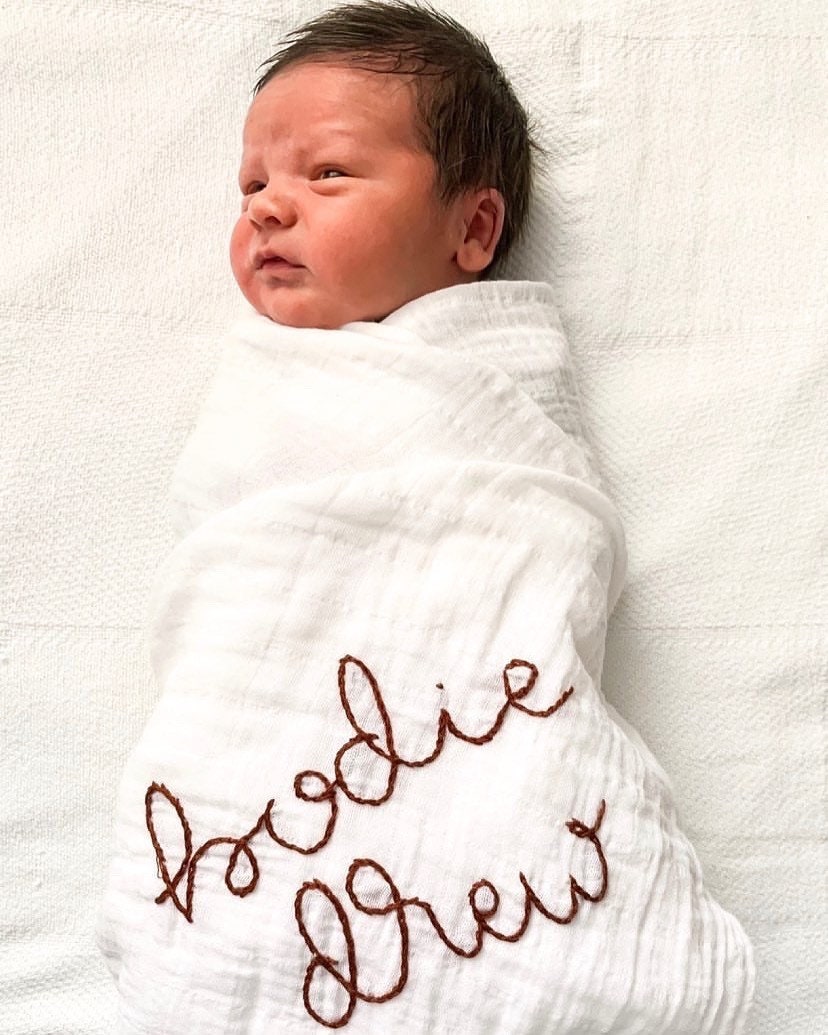 Hand Embroidered Baby Name Swaddle // Muslin Blanket //Name Announcement // Birth Announcement // Gender Reveal // Newborn Photos // Gift