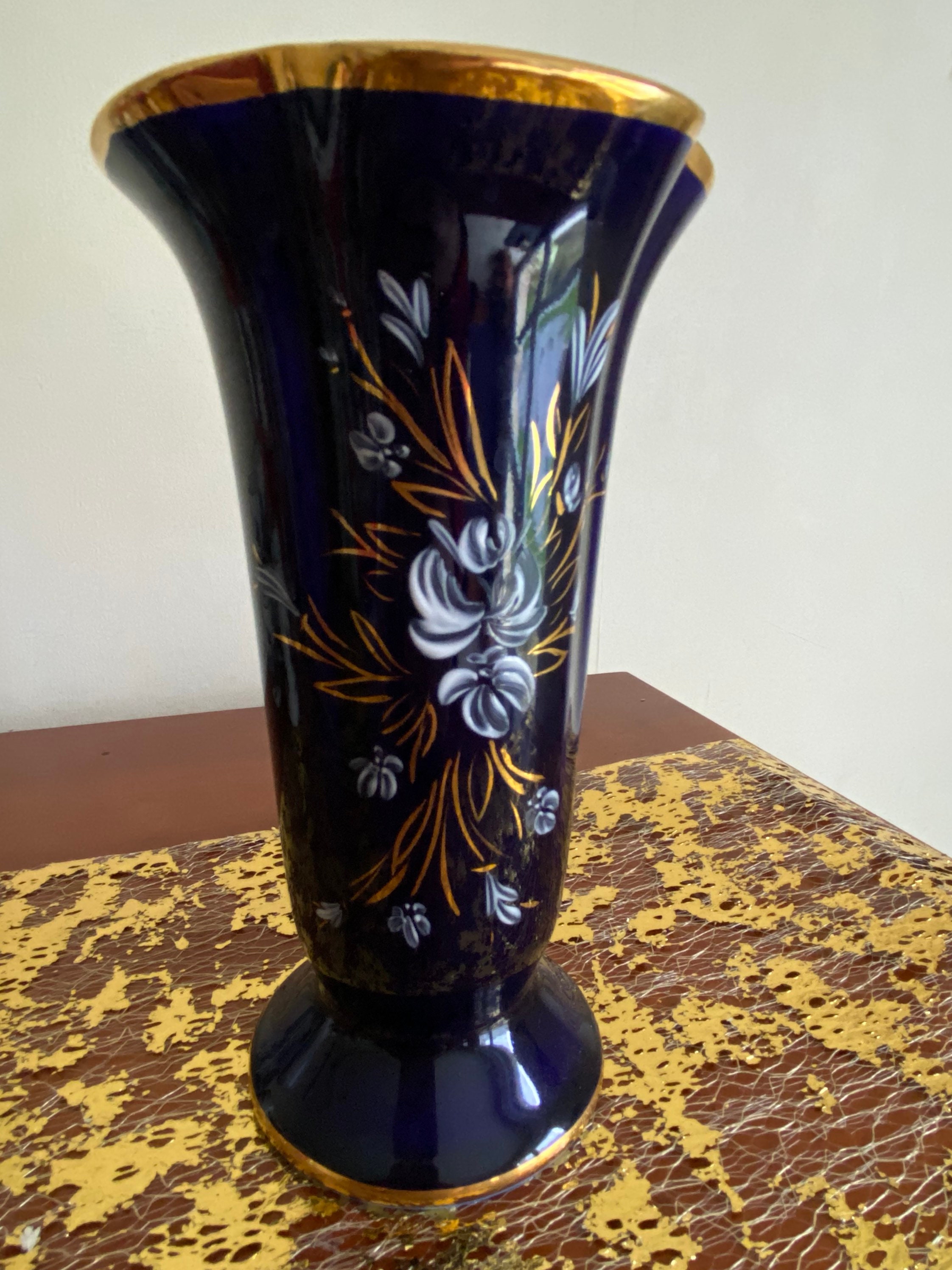 Vase en Bleu de Four Porcelaine Limoges
