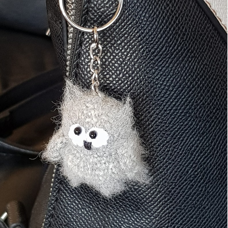 Owl ornament Cute decorations in Scandinavian style Small gift for friends and colleagues. Tiny knit owl