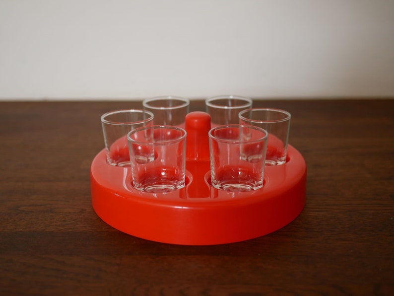 Vintage liquor service by Artipresent Vintage liquor service by Artipresent
