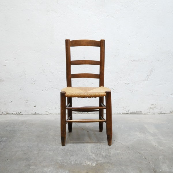 Chaise campagne paillée ancienne en bois