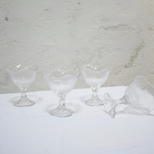 Serie van 4 vintage ijsbekers