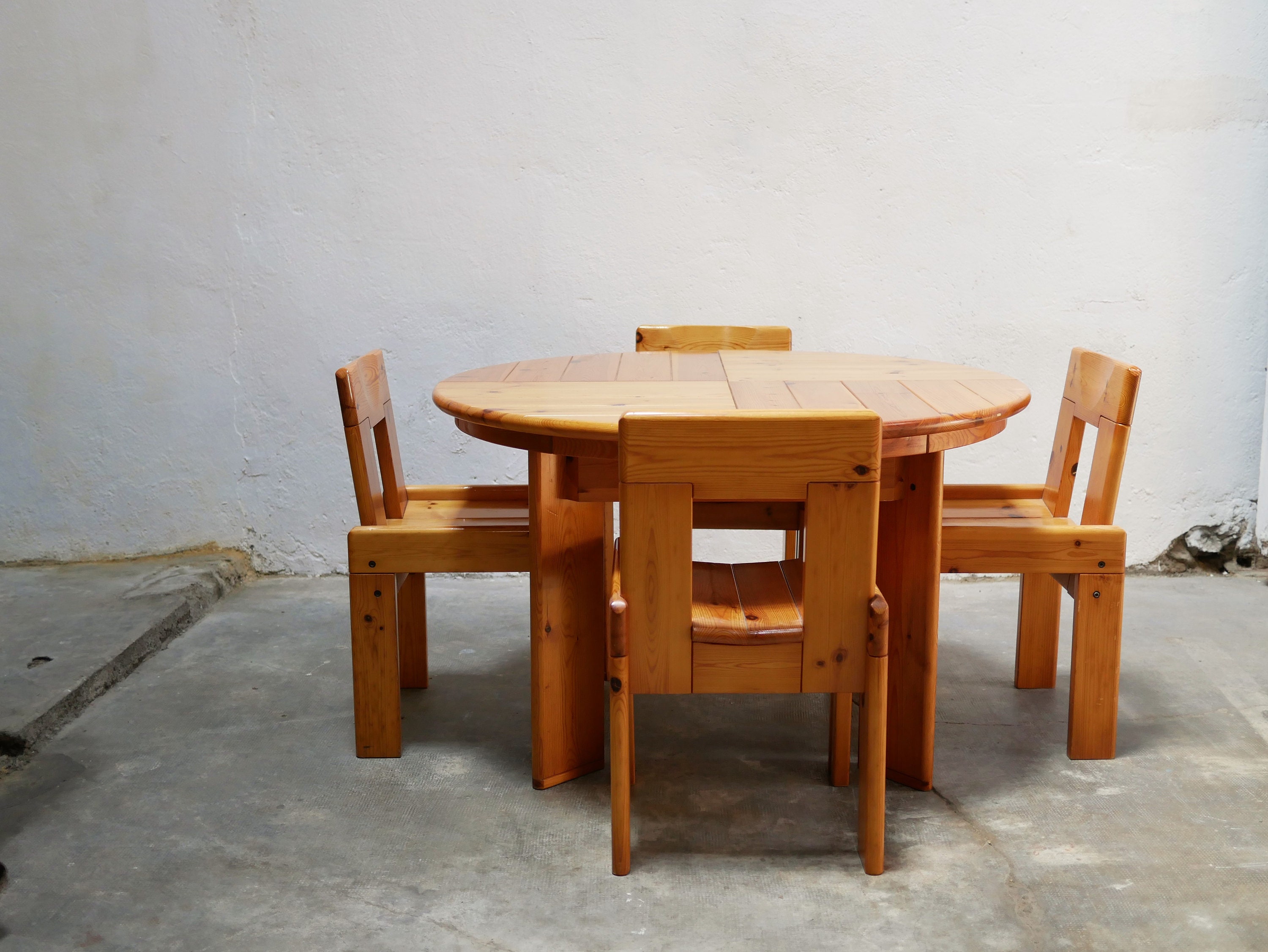 Table à Manger Extensible Vintage et 4 Chaises Par S. Coppola Pour Roche Bobois
