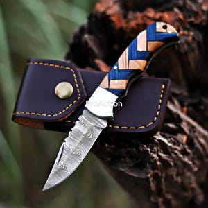 Handgemaakt damast zakmes olijfhout verjaardagscadeau zakmes bruidsjonkers cadeau jubileum bruiloft gepersonaliseerd vaderdagcadeau