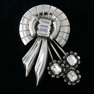 Vintage 1940s Art Deco Sterling Silver Rhinestone Ribbon Flower Brooch