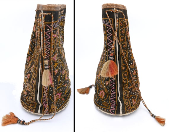 Antique Ornate Embroidered Barrel Purse India Hun… - image 5