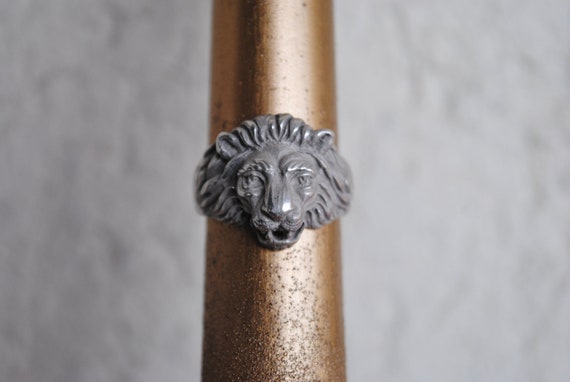Silver lion ring •Mens silver ring • Unisex lion r