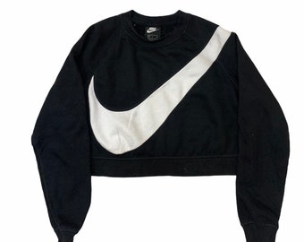 ナイキ スウッシュ スウェットシャツ クロップトップ レディース スウェットシャツ Sサイズ ジャンパー プルオーバー ビッグロゴ スポーツ レディース