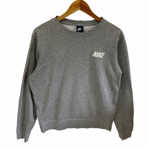 nike sweatshirt small spellout logo jumper pullover nike blok sports sweatshirt medium sizs