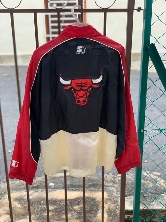 Vintage 90s Chicago Bulls Windbreaker 