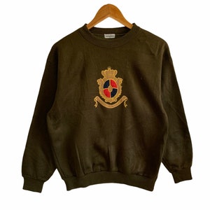 vintage 90s sweatshirt amenity in winter embroidery logo crown logo jumper pullover medium size olive green