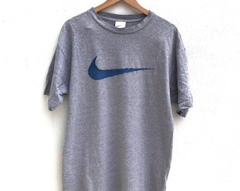 vintage des années 90 t shirt Nike avec grand logo hip hop sportswear