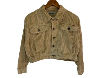 Chaqueta corta de pana vintage de marca japonesa para mujer, con un bonito diseño.