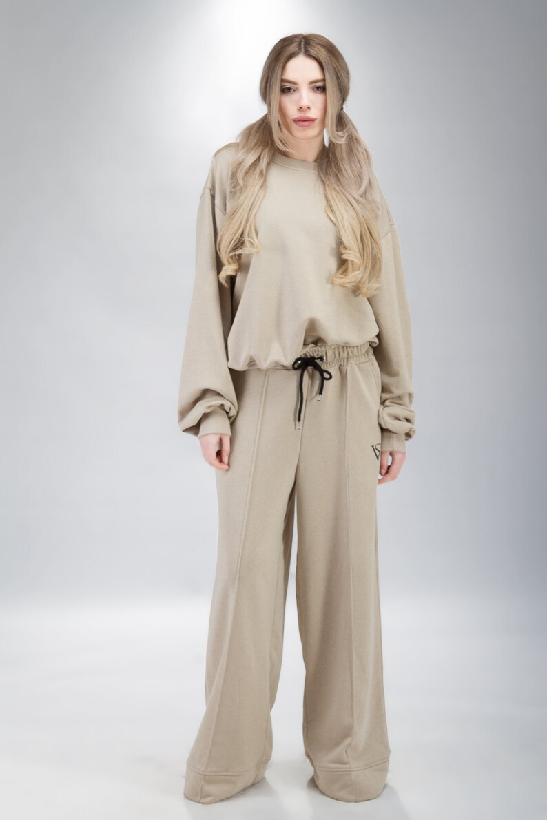 ladies baggy tracksuit bottoms