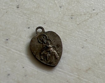 Mini religious pendant