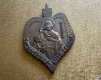 Sacred heart medal
