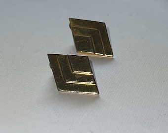 Fashion gold earrings