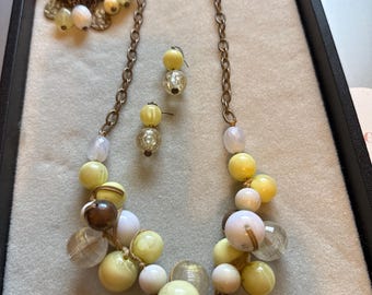 Fashion baubles necklace bracelet  and earrings set
