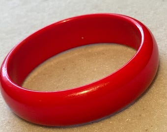 brazalete de moda rojo