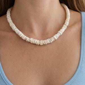 Collar de cuentas de pooka playeras