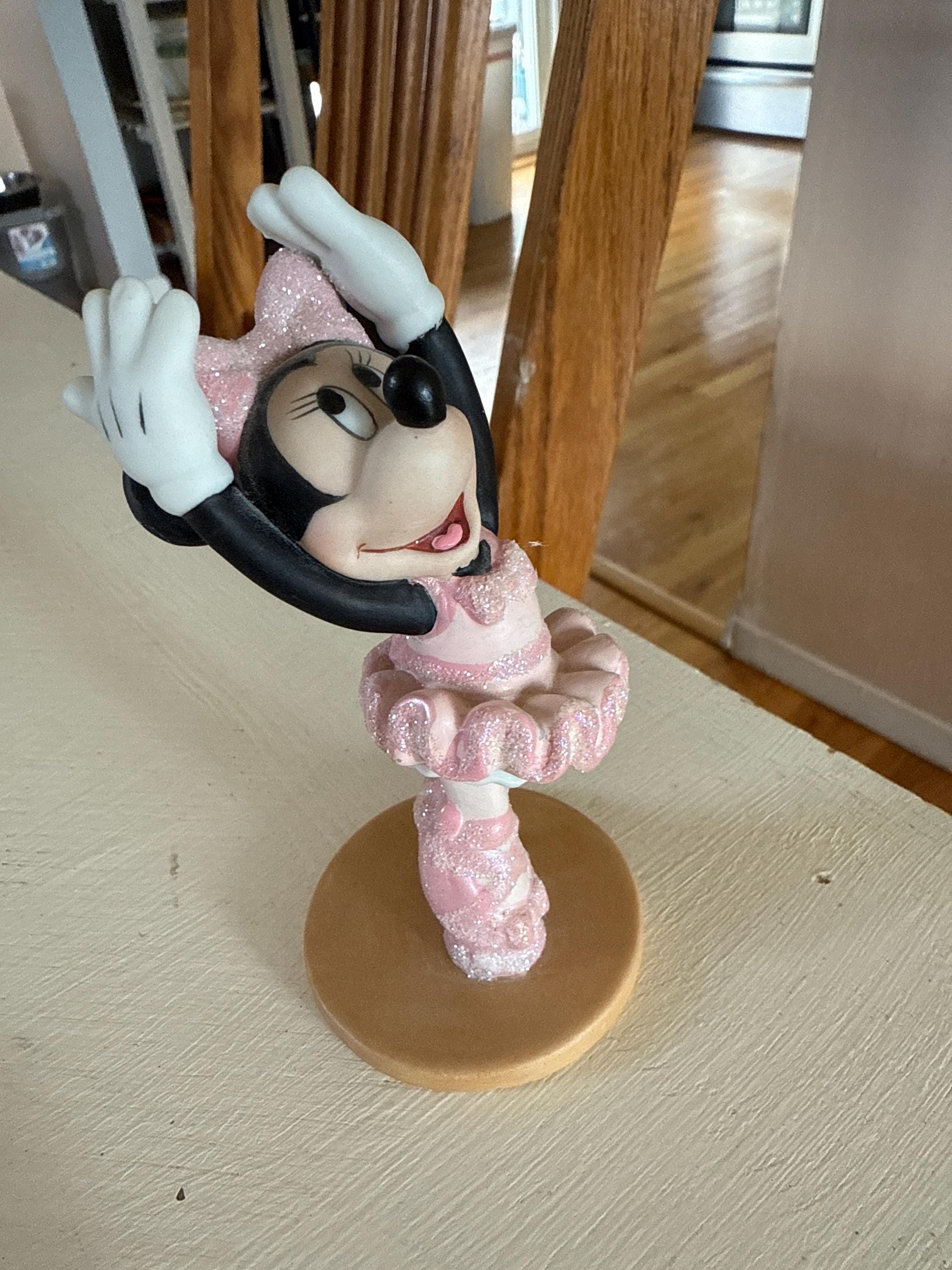 Disney Minnie Mouse ballet figurine
