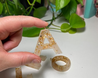 PERSONALISED Key Chain Resin Initial keychain gift Custom Letter Name Keyring Birthday