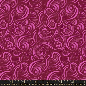 Peut inclure: Un tissu avec un motif répétitif de lignes stylisées en spirale dans des tons magenta et rouge foncé. Le motif présente un aspect texturé, presque dessiné à la main, avec les mots "RUBY STAR SOCIETY" en bas.