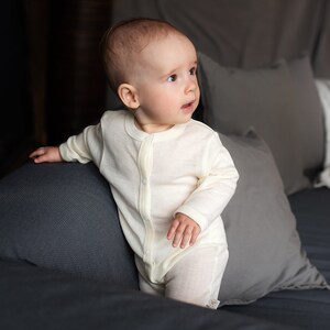 Soft Merino Wool Jumpsuit Natural Merino Overall Organic Merino Baby Romper Thin Wool Bodysuit Knitted Wool Unisex Baby Onesies image 4