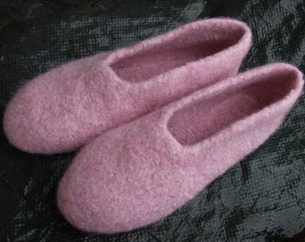 Filzschuhe.  Puschen,  handgefilzt, rosa