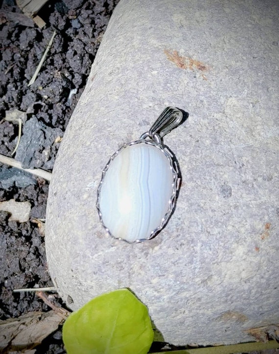 Vintage Natural Blue Lace Oval Cabochon Agate Oval