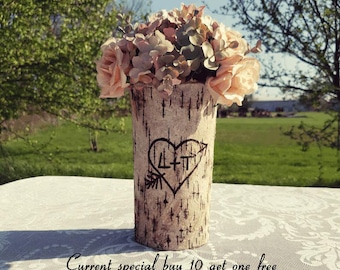 Rustic wedding Rustic wedding centerpiece Flower vase Bridal shower decorations Wooden vase Personalized wedding gift Vases for centerpieces