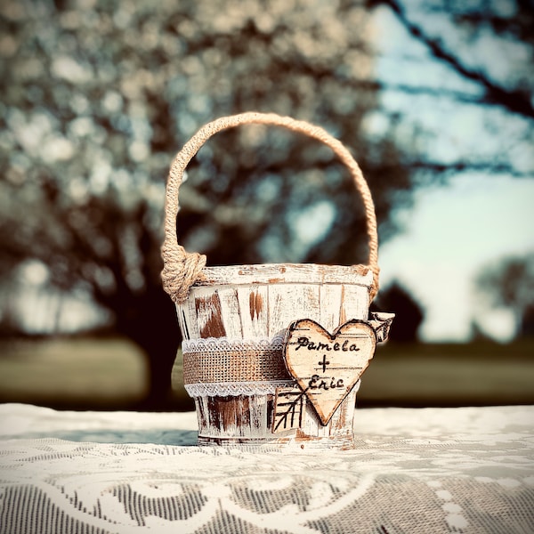 Personalized white rustic flower girl basket l Personalized Easter basket customizable l Wood flower girl basket distressed set of 2 3 4 5