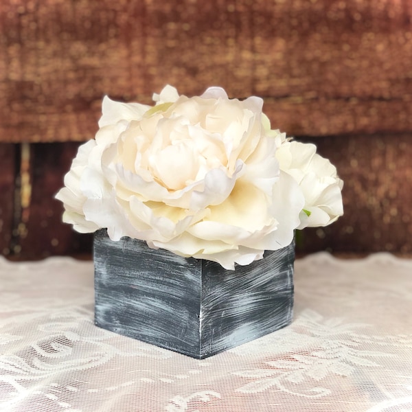 Small wood box Wooden box Wood box Rustic wedding decor Rustic centerpiece Country wedding decor Shabby chic home decor White peony rustic