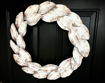 Magnolia wreath I White farmhouse wreath outdoor or indoor l Stained aged wreath l Modern farmhouse Christmas wreath l White frame wreath