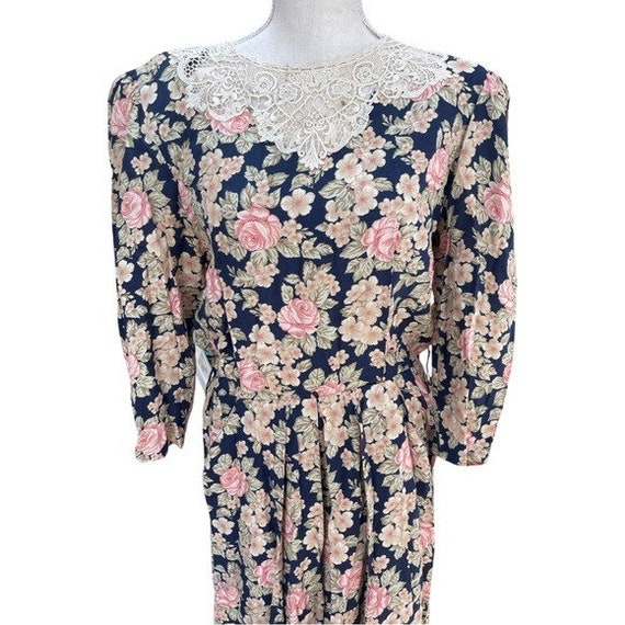 Vintage Navy Floral Midi Dress - Lace Neck Detail… - image 2