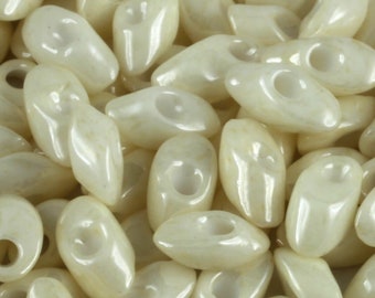 LMA-421 Cream Ceylon - Miyuki Long Magatama Beads